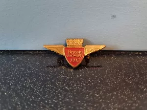 Vintage British Airways Junior Jet Club (JJC) Enamel Badge Red & Gold VGC - Foto 1 di 14
