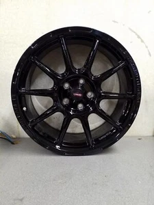 1 x Team Dynamics Pro Race LT Black Wheel, 18x8'' ET40 5x110 **Small Scratch** - Picture 1 of 3