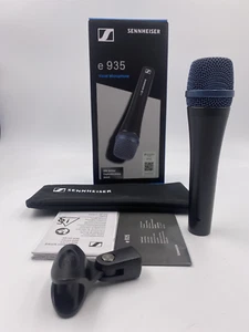 SENNHEISER Professional E 935 Dynamic Super-Cardioid Vocal Microphone,black - Picture 1 of 2
