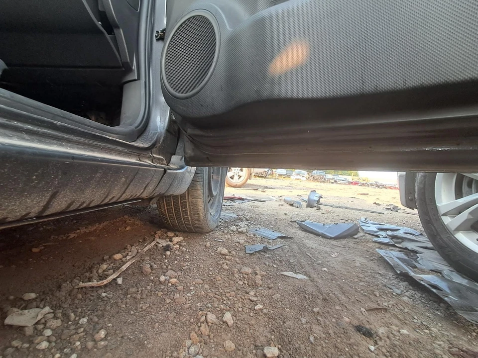 Used Air Cleaner Assembly fits: 2009 Scion XD  Grade A - Image 1 of 4