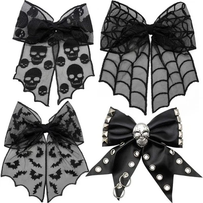 Lazo de pelo gótico Kreepsville 666 Halloween murciélago negro tela de araña calavera encaje tachonado Foto 1 de 2