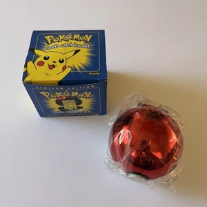 1999 Pokémon Pikachu 23k Gold Plated Trading Card & Pokeball Burger King BLUE - Picture 1 of 13