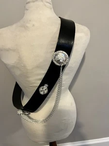 GEWEHRE REGIMENT SERGEANT FARBFELDWEBEL KREUZ GÜRTEL UND TASCHE MIT MÖBELN - Bild 1 von 10