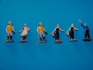 Alte Modelleisenbahn Figuren - Höhe ca. 4 cm - 6 Stück - siehe Fotos ! - Bild 1 von 3