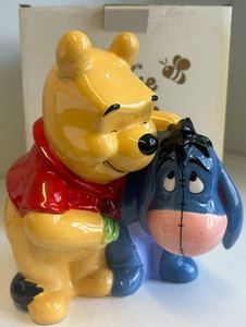 Banco de dinero de cerámica Winnie The Pooh & Eeyore de Disney Store - Imagen 1 de 9