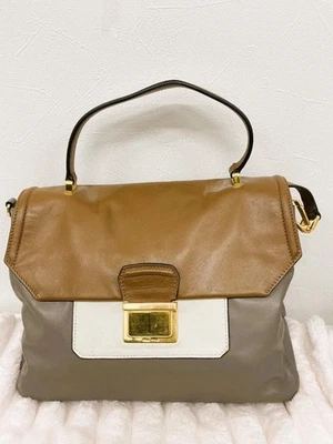 Bolso de Mano Miu Miu de Cuero Bicolor Marrón/Gris Bolso de Mano 2WAY Excelente Estado Foto 1 de 4