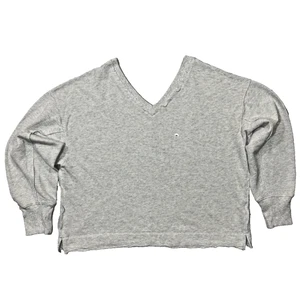 American Eagle This Feels Seriously Lived-In Women's Medium V-Neck Top Gray NWT - Picture 1 of 22