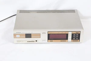 Pioneer P-D70 CD Player Compact Disc -Works! - Picture 1 of 11