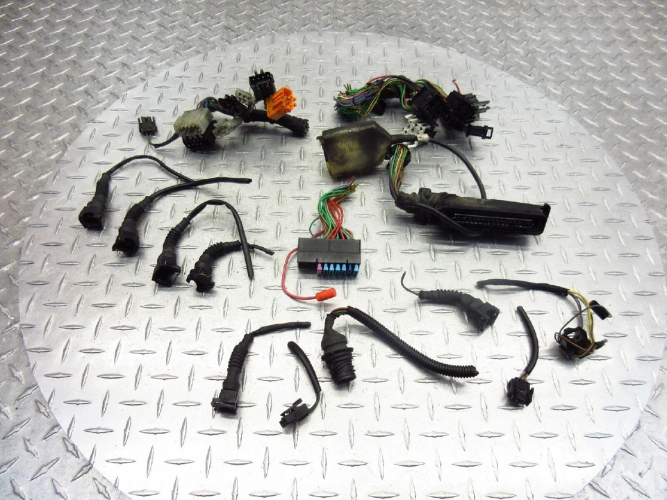 BMW 850R R850R 1996 95-97 OEM tapones de cableado extremos de enchufe lote piezas de arnés de cables Foto 1 de 4