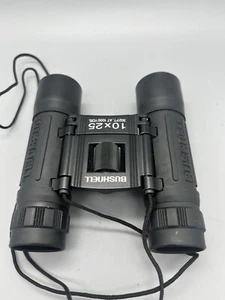 Bushnell 10 x 25 Binoculars - 302 ft. at 1000 yds. - w/Case - Picture 1 of 10