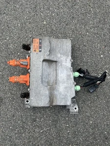 2011-2015 Chevy Chevrolet Volt Hybrid Inverter And Charger Assembly 22799689 - Picture 1 of 6