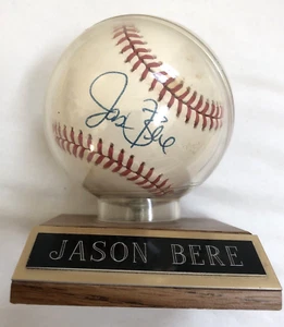 Balón de béisbol Rawlings oficial firmado por Jason Bere de la Liga Americana con soporte - Imagen 1 de 8