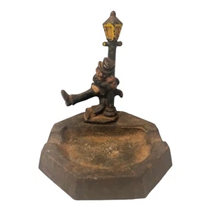 Vintage Cast Iron Ashtray John Wright Man on Lamp Post 5" - Picture 1 of 3