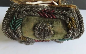 Vintage Antique Iroquois Mohawk Native American Hand Beaded Souvenir Trinket Box - Picture 1 of 7