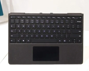 Microsoft Surface Pro 8, 9, X Signature Keyboard -1864 8XA-00001 -Black -good - Picture 1 of 6