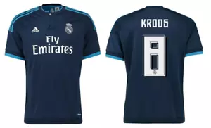 Adidas Real Madrid Third Trikot 2015-16 Kroos 8 Größe M CR052 FF 16 - Bild 1 von 14