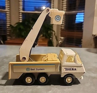 Винтажный ковшовый грузовик TONKA 1979 года из прессованной металлической стали - Изображение 1 из 4