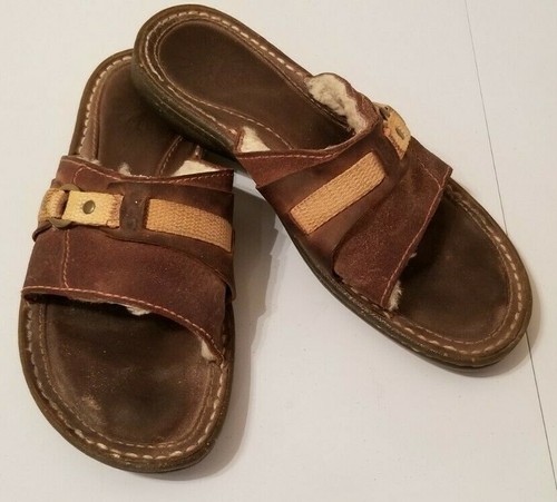UGG Australia Uomo Taglia 7 Sandalo Pelle e Pecora Marrone Slides F8006L