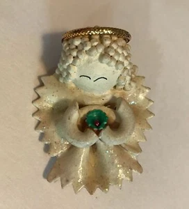 Handmade Vintage Noodle Pasta Macaroni Art CHRISTMAS ANGEL Brooch or Pin - Picture 1 of 3