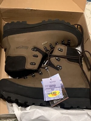 Kenetrek Hardscrabble LT Hiker Boot Brown Sz 14 M KE-420 Minor Cosmetic Defects - Image 1 of 4