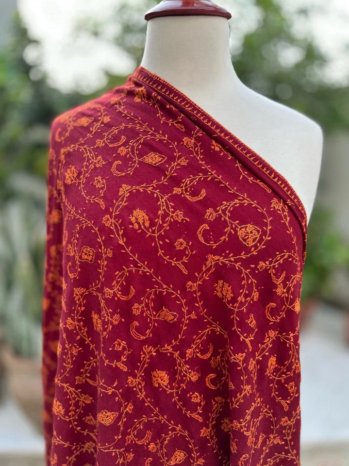 Cachemira Pashmina 100% Bordado a Mano Aguja Trabajo Jaal. Tamaño: 44x90 pulgadas Foto 1 de 4