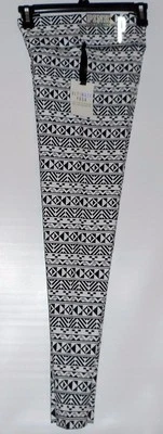 Victoria's Secret Pink Ulitimate Aztec Yoga Leggings with Hidden Pocket S NWT - Image 1 of 4