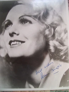 VINTAGE: "BLACK FRIDAY" ACTRESS: ANNA NEAGLE SIGNED PHOTO - Picture 1 of 2