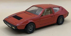 Corgi 1:36 Lotus Elite - Rosso  - Foto 1 di 4