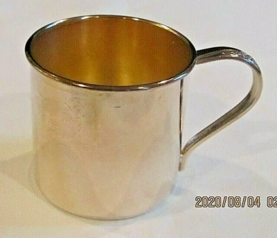 Vintage 1960's Child's Silverplate Cup Foto 1 de 4