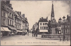 NOYON 60 Place Hôtel de Ville rue des Merciers Commerces CPA animée écrite 1917 - Imagen 1 de 2