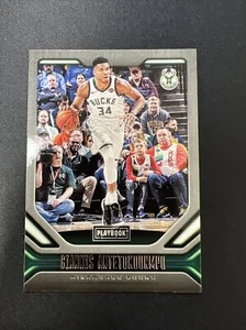 2019-20 Panini Chronicles Playbook Giannis Antetokounmpo Milwaukee Bucks #178 - Bild 1 von 6