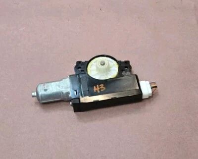 06 07 08 09 10 Hummer H3 Sunroof Sun Roof Window Glass Drive Motor OEM - Image 1 of 4