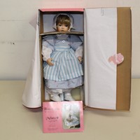 dandee international limited porcelain dolls pa381
