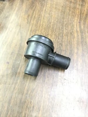 Válvula de paso turbo Saab 9000 1985-1989 (TE05) 8981904 aire Foto 1 de 4