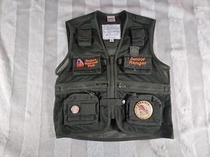 Arches National Park Junior Ranger Vest & Badge Buttons Green Kids Size M - Picture 1 of 12