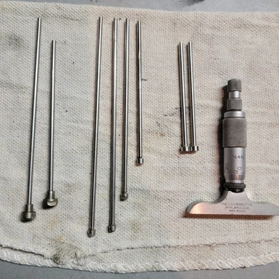 The L.S. Starrett Co No. Medidor de profundidad de 440 micrómetros Foto 1 de 4