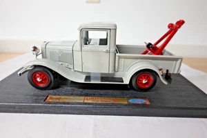 Yat Ming 92257 grau 1934 Ford Pick Up Wrecker Road Legends Collection Maßstab 1:18 - Bild 1 von 13