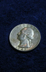 1942 Washington Quarter - Picture 1 of 4