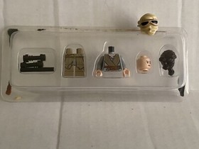 LEGO Star Wars MiniFigure Rey&rsquo;s Speeder NEW ROBE STAFF Helmet(used) 75099