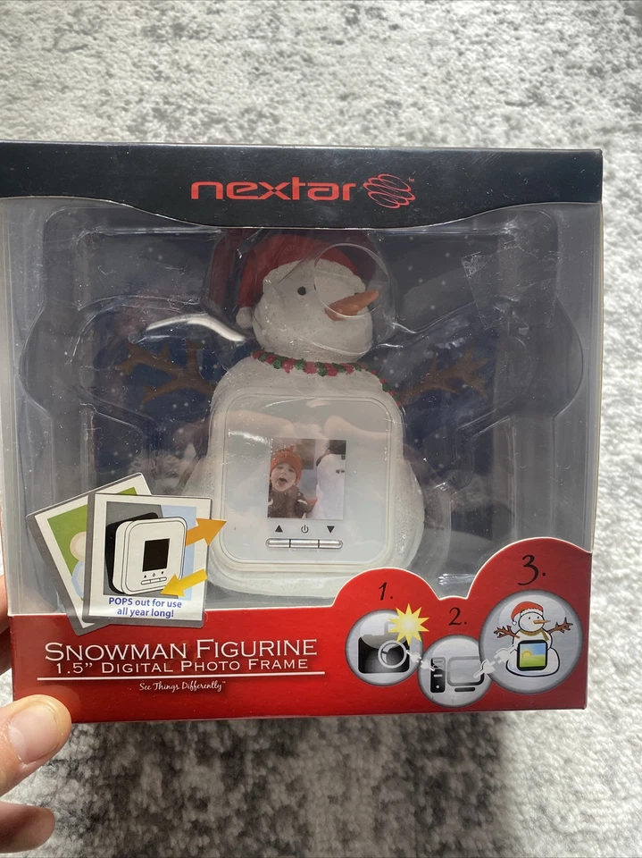 Nextar: Snowman Figurine 1.5" Digital Photo Frame - Stores 60 Photos - Brand New - Image 1 of 4