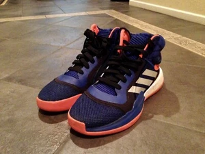 Adidas Marquee Boost Porzingis PE Knicks G27738 blu royal arancione nero taglia 8,5 - Foto 1 di 8