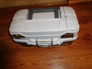 Fishing Tackle Box One Tray Gear Hooks, Bait Storage, Cantilever-tray Design - Picture 1 of 6