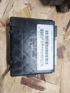2008-2010 Chrysler Town & Country Liftgate Control Module Used p05082068af - Foto 1 di 2
