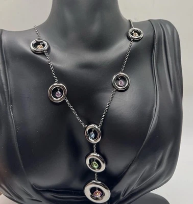 Collar Estación Círculo Multicolor Cristal Gunmetal Michael Kors Ajustable Foto 1 de 3