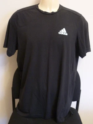 ADIDAS AEROREADY  MENS SHORT SLEEVE  T-SHIRT - SIZE M - LIKE NEW - image 1 of 3