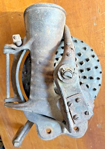Corn Sheller ~Early 1900s Antique Cast Iron Hand Crank - Picture 1 of 10