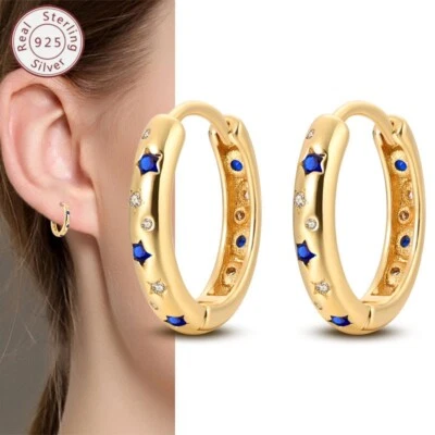 Pendientes de aro de estrella pequeña minimalista de plata de ley 925 KUNSIR para mujer joyería Foto 1 de 4