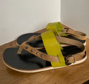 Marc Cain strappy leather flat thong sandals Made in Italy Size 38 - Picture 1 of 9