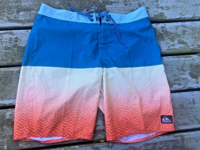 Pantalones Cortos Quiksilver Para Hombres 33x10 Elastizados Carga Bolsillo Gancho Lazo Cordón Foto 1 de 4