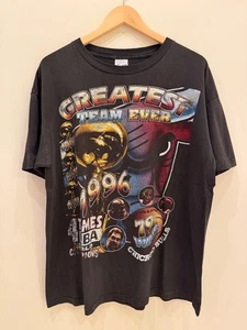 Vintage 1996 Chicago Bulls Greatest Team Rap Tee T-Shirt ST Evans XL 90s NBA - Bild 1 von 8